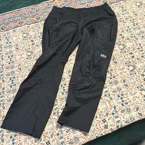 REI Women’s Essential Rain Pants Brand New with Tags NWT